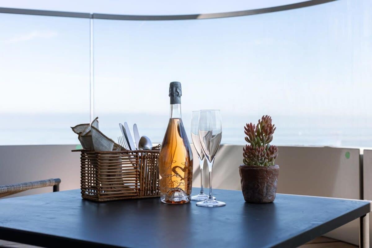 Huswell - Stunning Apartment With Breathtaking Views Ostende Exterior foto